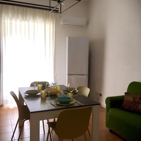 Melinda House Апартаменты