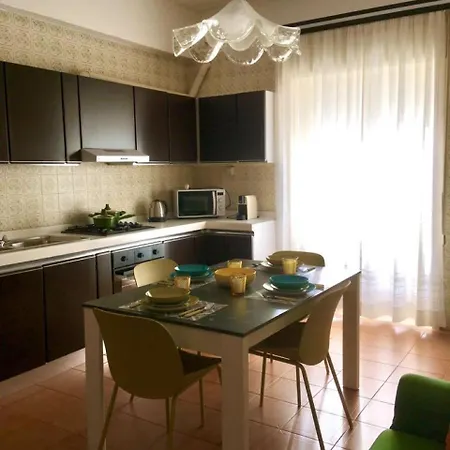 Melinda House Apartment Cefalu